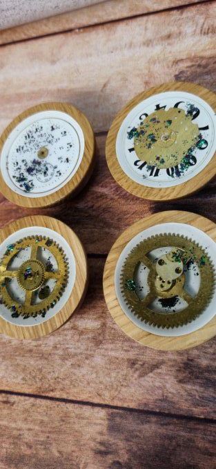 Boutons de meubles en bois